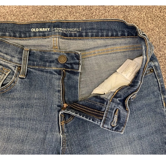 Old Navy Womens Jeans Size 6 Regular Blue Denim Curvy Mid Rise Stretch 5-Pockets - Picture 4 of 13